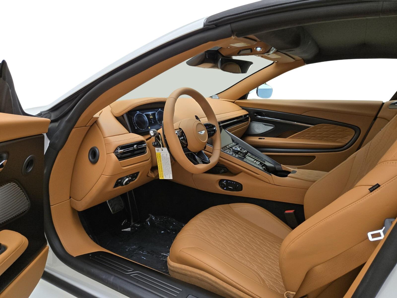 2026 Aston Martin DB12 Base - Photo 17