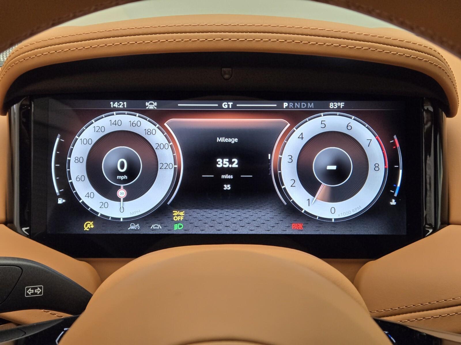 2026 Aston Martin DB12 Base - Photo 32