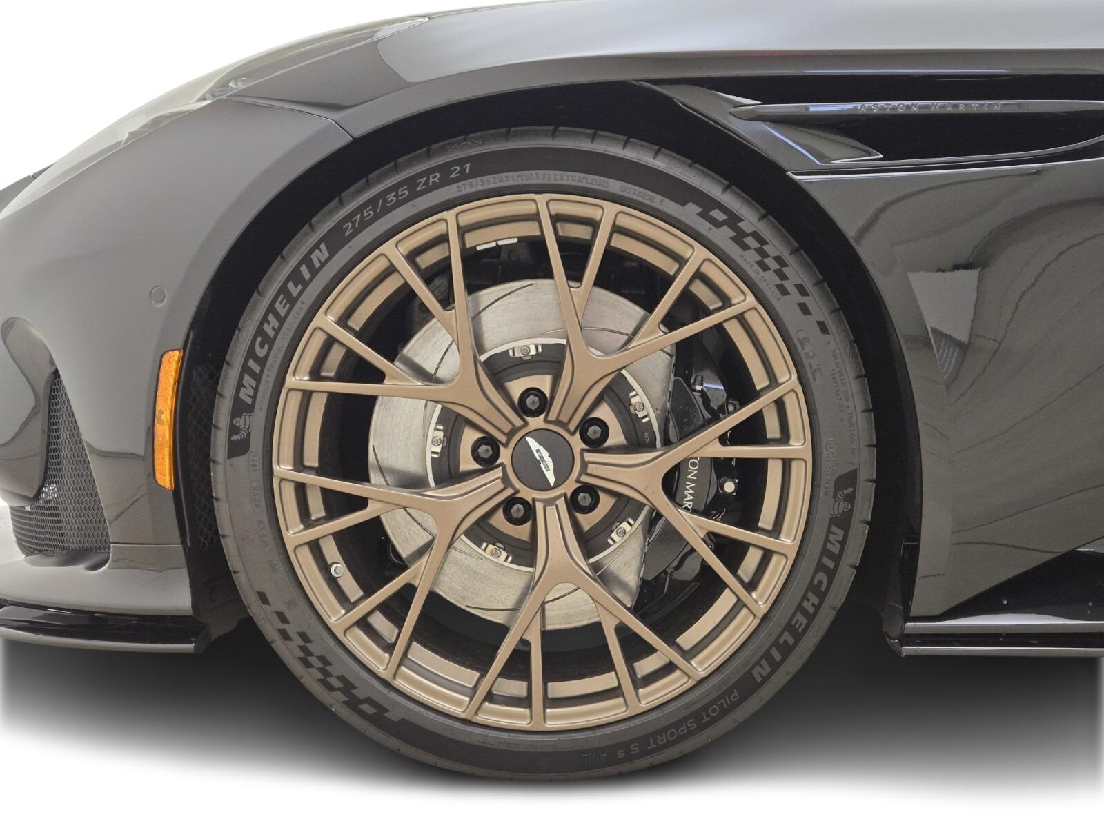 2026 Aston Martin DB12 Base - Photo 10