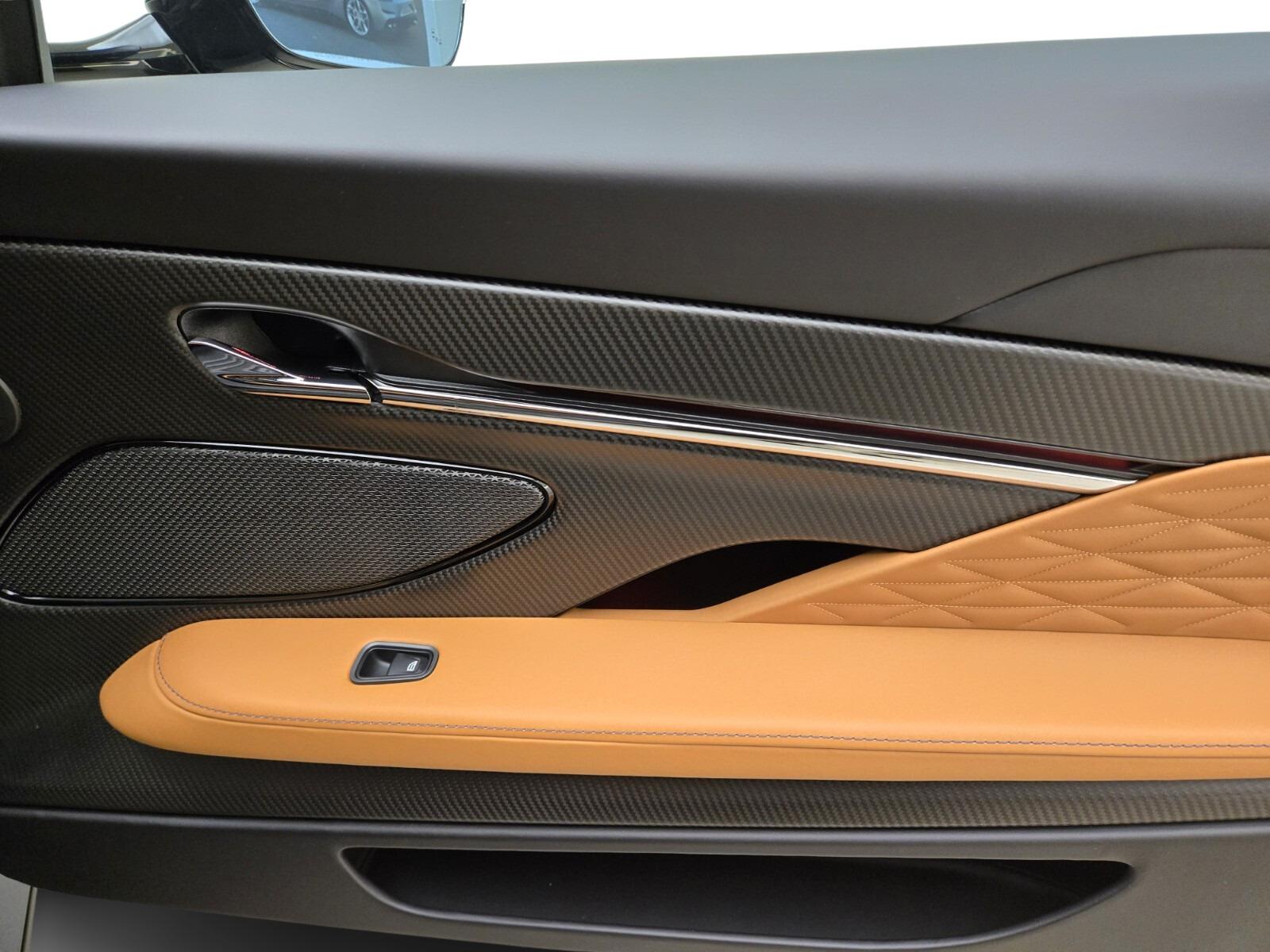 2026 Aston Martin DB12 Base - Photo 20