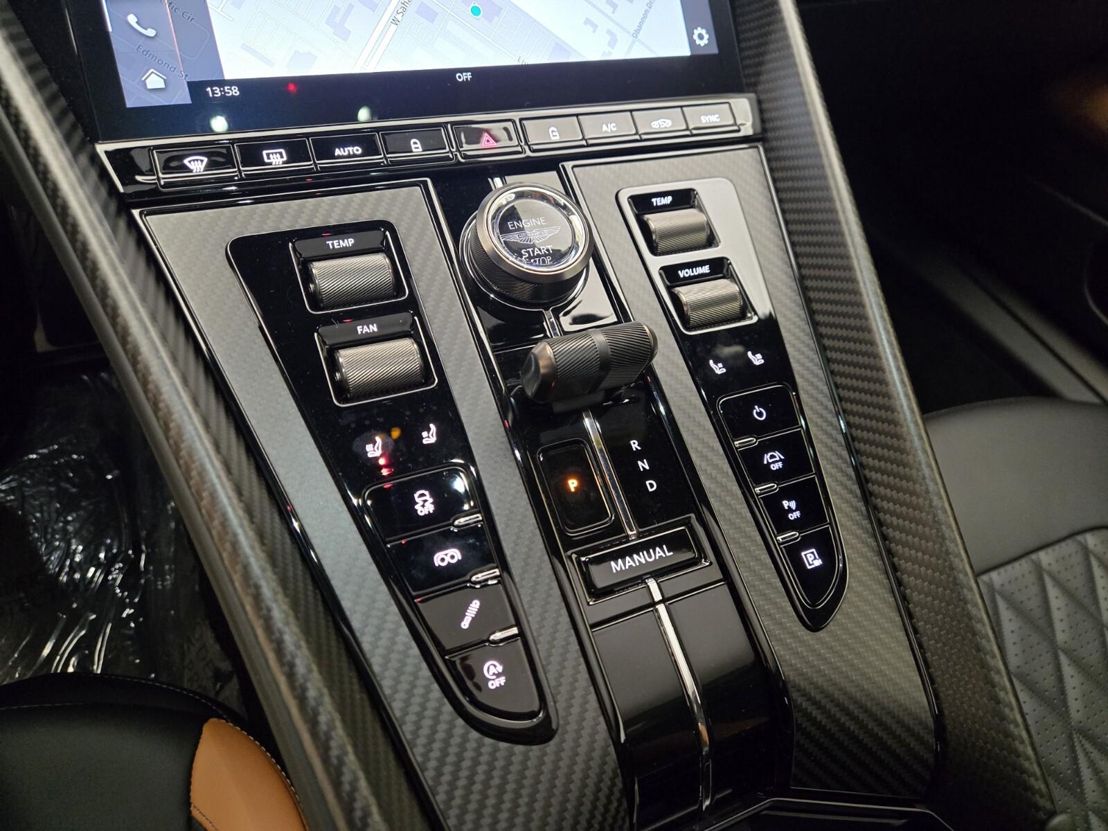 2026 Aston Martin DB12 Base - Photo 31