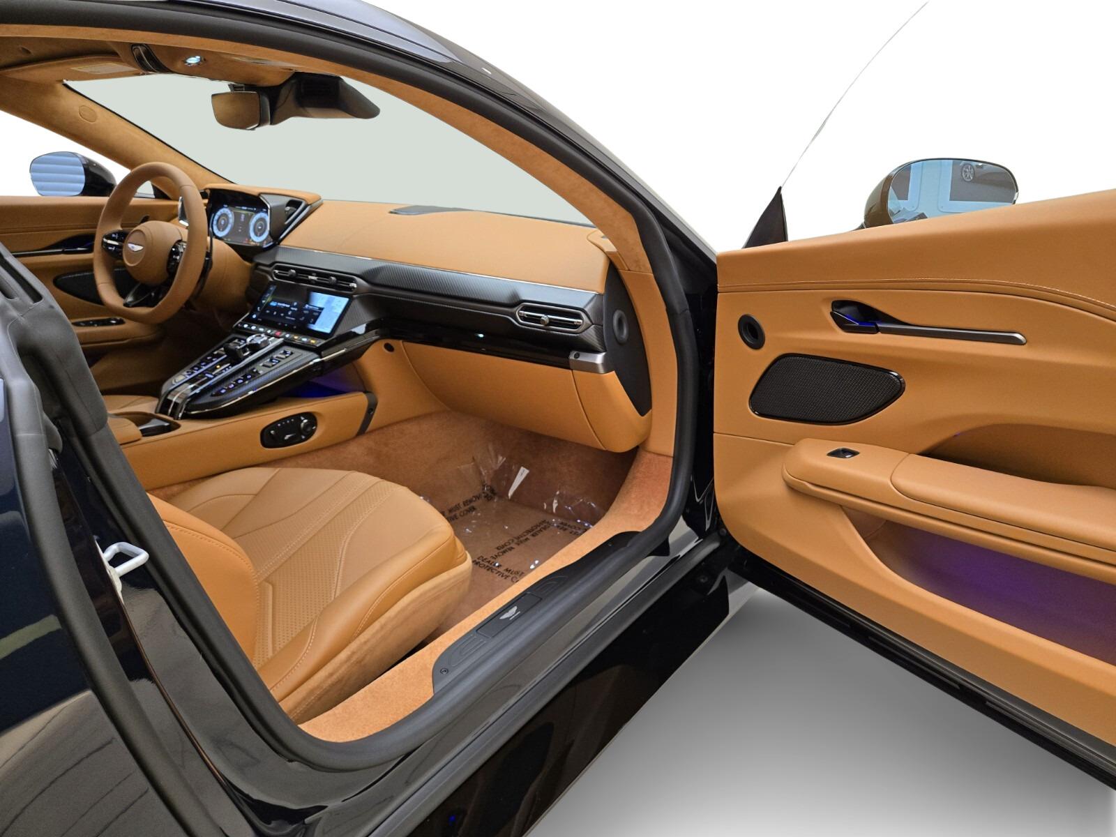 2026 Aston Martin Vantage Base - Photo 16