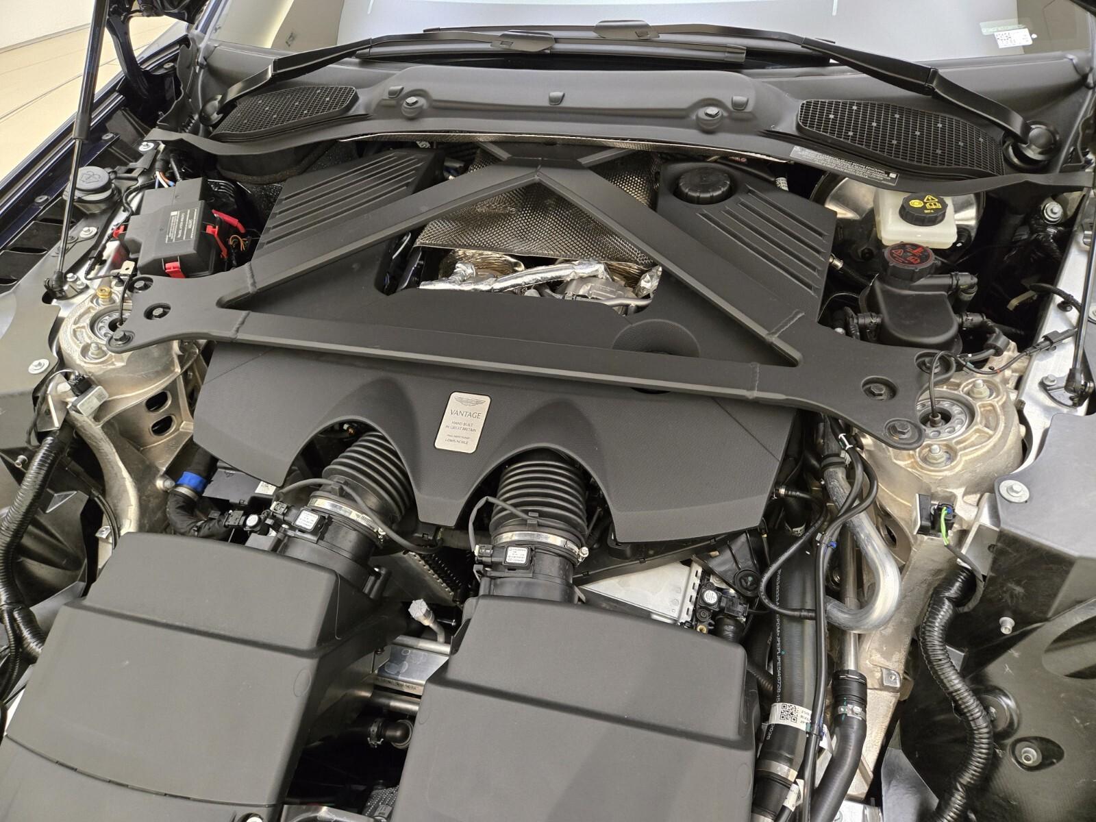 2026 Aston Martin Vantage Base - Photo 21