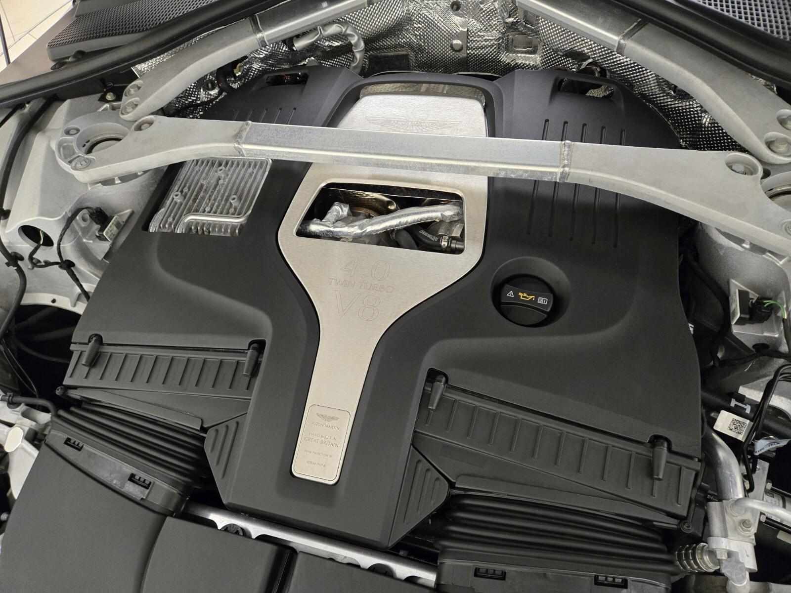 2023 Aston Martin DBX 707 - Photo 29