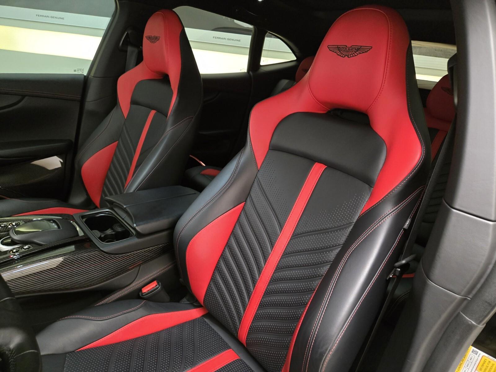 2023 Aston Martin DBX 707 - Photo 32