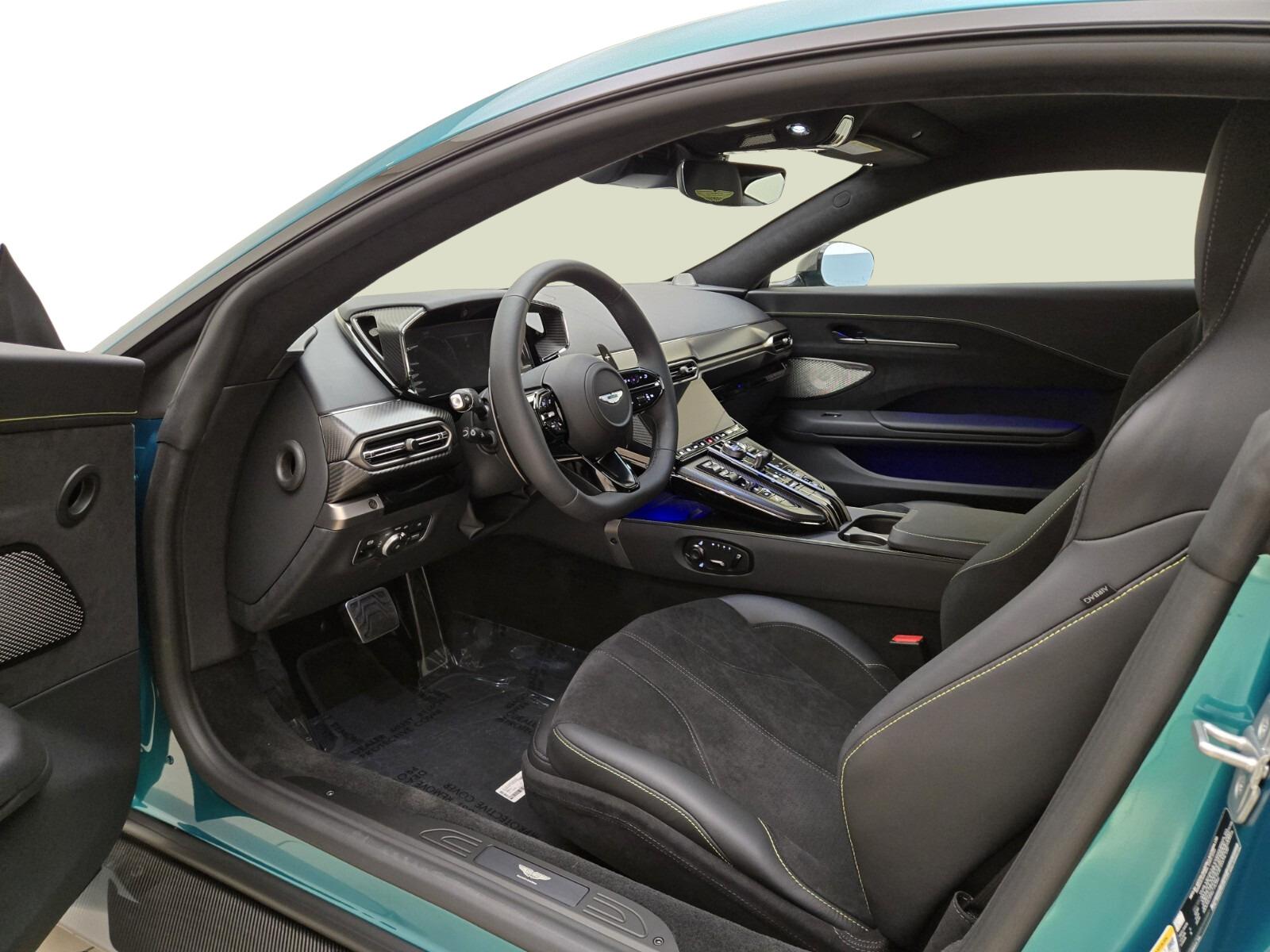 2025 Aston Martin Vantage Base - Photo 15