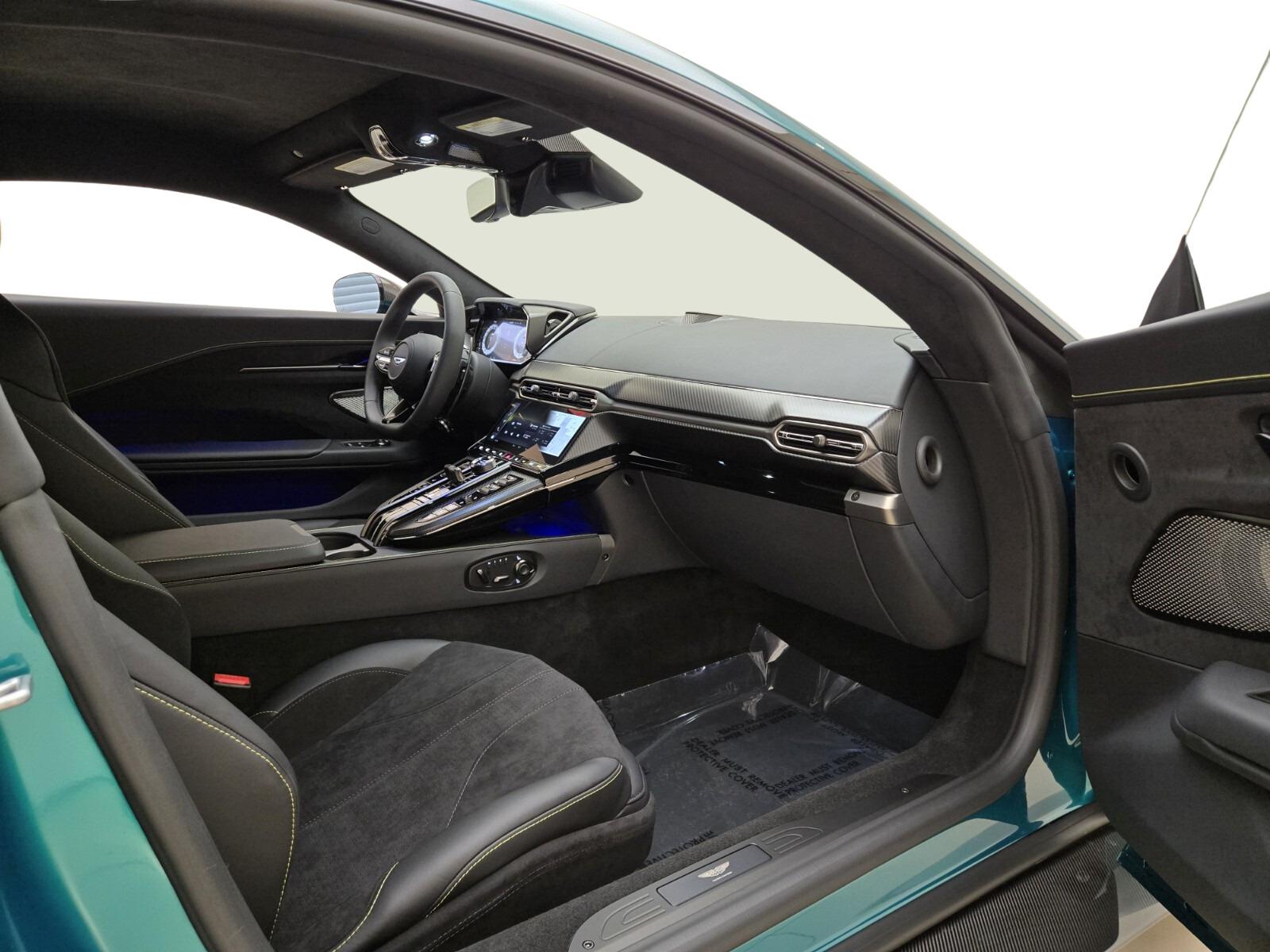 2025 Aston Martin Vantage Base - Photo 18