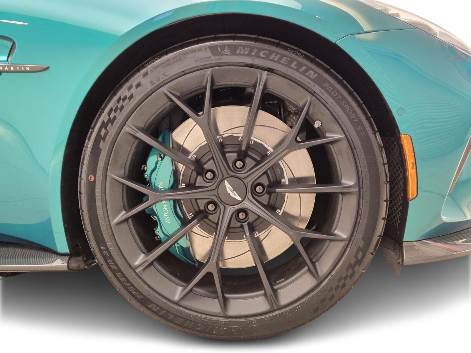 2025 Aston Martin Vantage Base - Photo 7