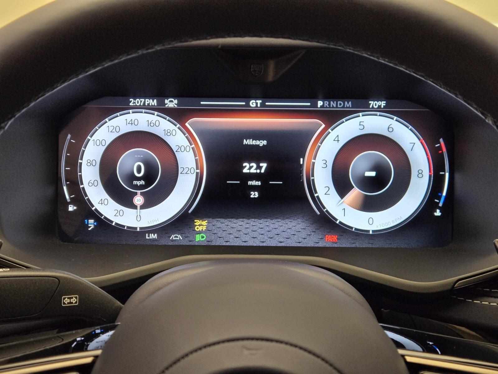 2025 Aston Martin DBX 707 - Photo 36