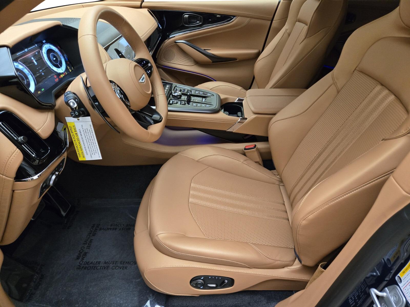 2025 Aston Martin DBX 707 - Photo 17