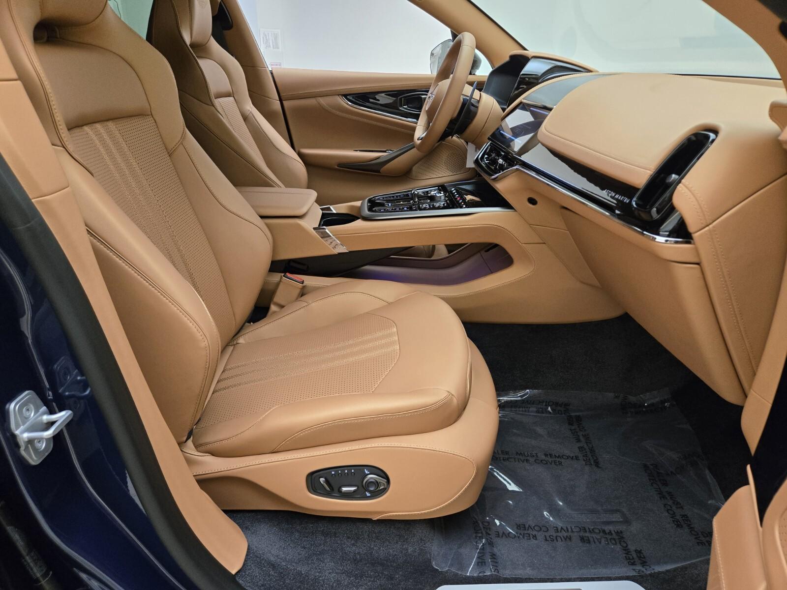 2025 Aston Martin DBX 707 - Photo 25