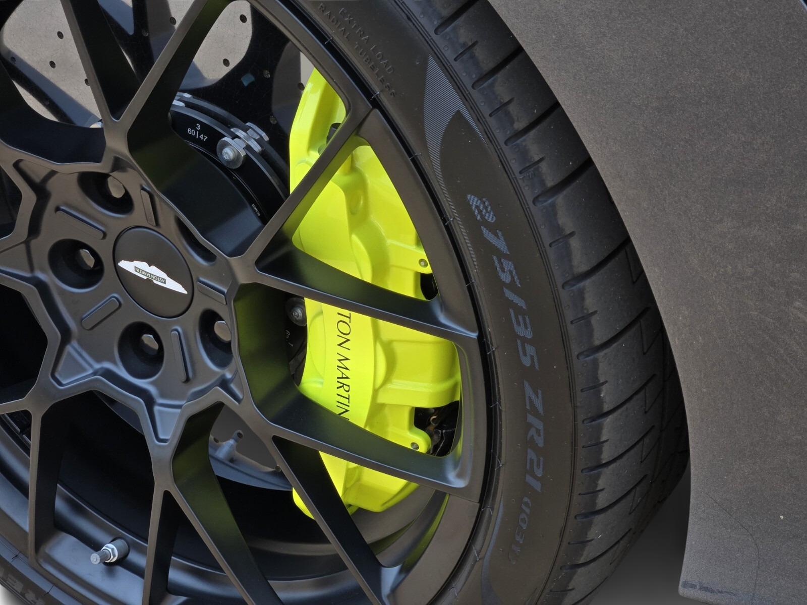 2025 Aston Martin Vanquish Base - Photo 12