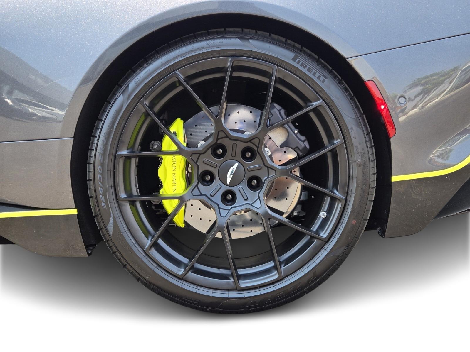 2025 Aston Martin Vanquish Base - Photo 13