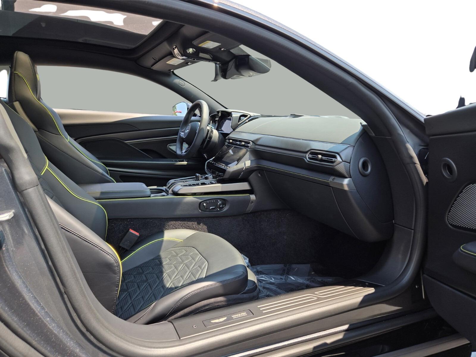 2025 Aston Martin Vanquish Base - Photo 18