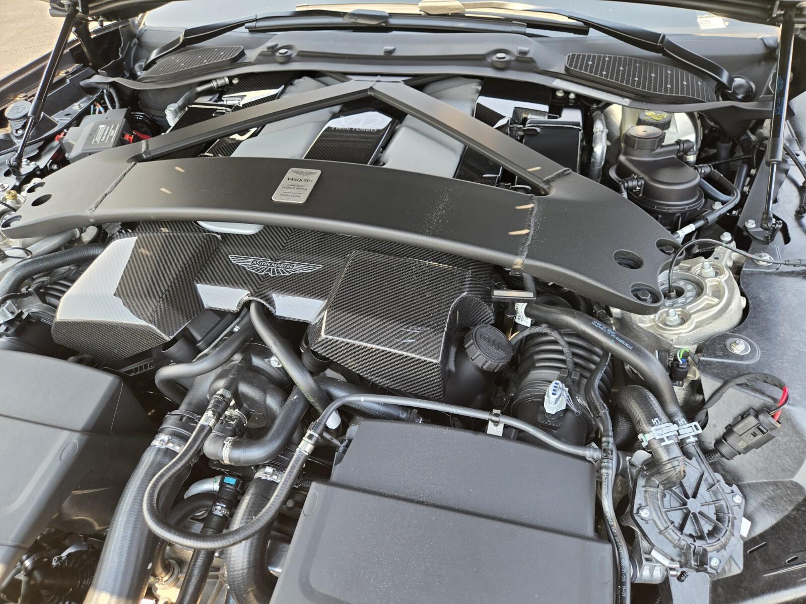 2025 Aston Martin Vanquish Base - Photo 22