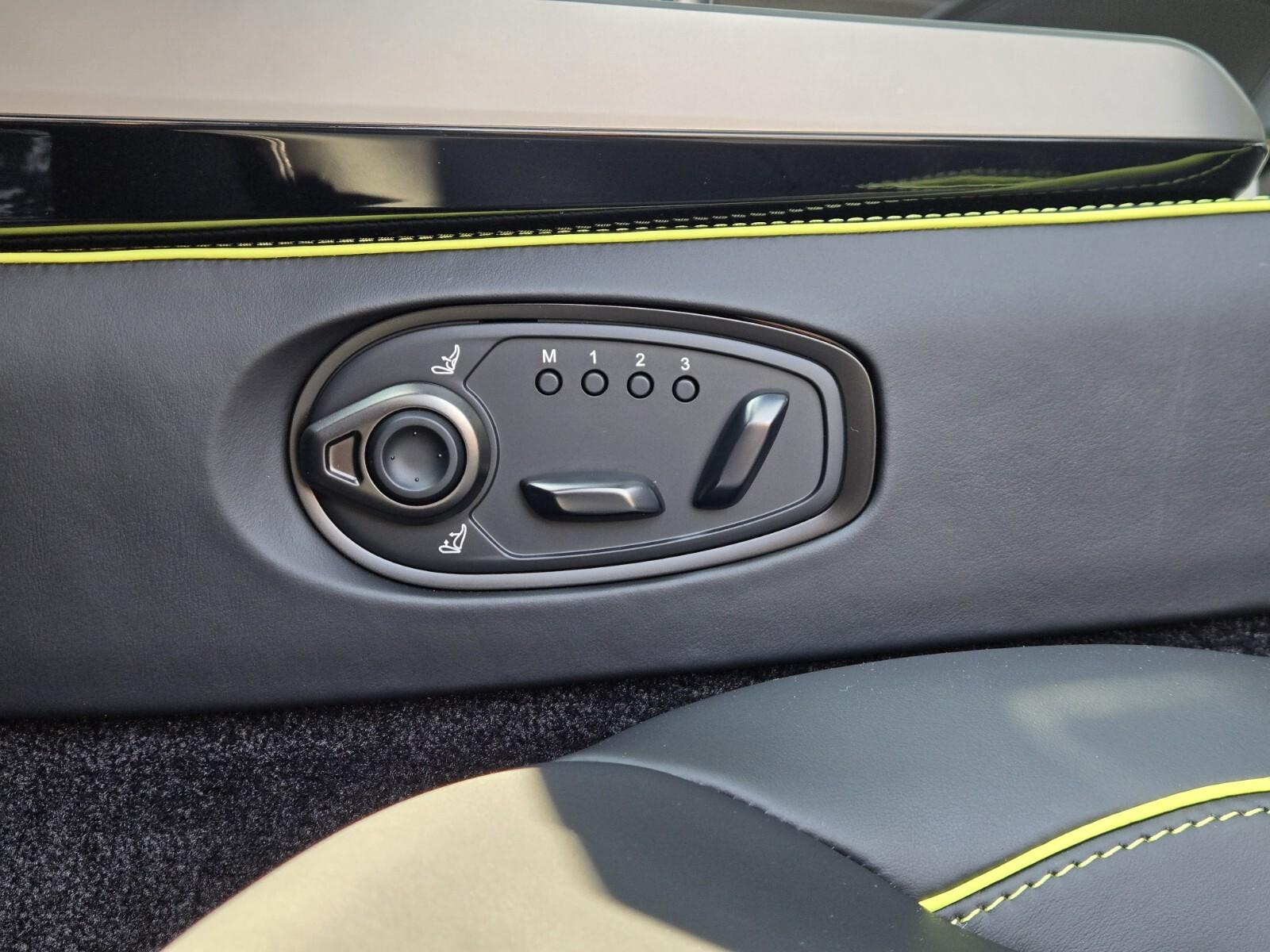2025 Aston Martin Vanquish Base - Photo 35